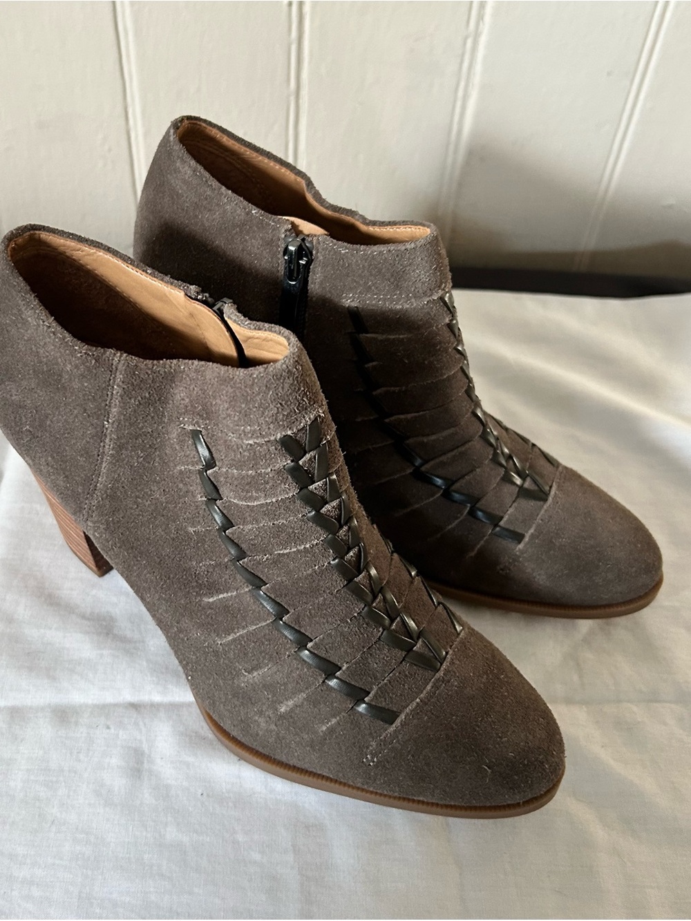 Franco Sarto Dean/Dimona Woven Suede Ankle Boots/7/NWOT
